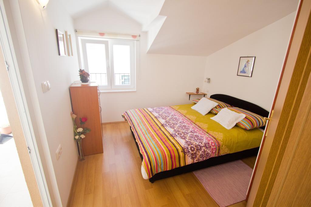 Apartment Bucevic Šibenik Habitación foto